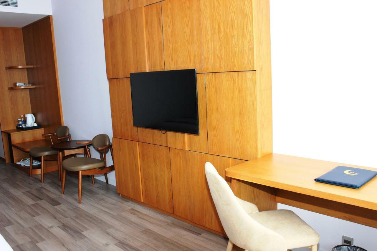 สกาย โฮเต็ล ฮองงู Hotel Hong Ngu ภายนอก รูปภาพ